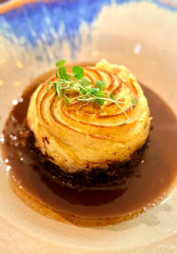 Parmentier de bœuf aux choux rouges